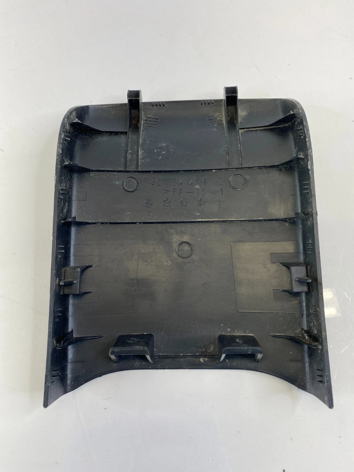 2004-2009 MAZDA 3 MAZDA3 CENTER CONSOLE REAR PANEL LID CAP TRIM COVER B32H64471