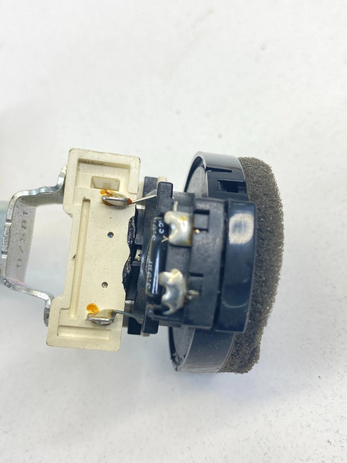 2005-2012 TOYOTA AVALON REAR RIGHT PASSENGER DOOR SPEAKER TWEETER 86160-AC390