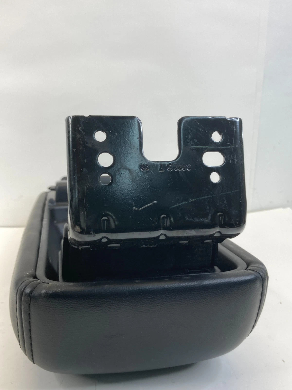 2011-2020 DODGE JOURNEY CENTER CONSOLE LID ARMREST ARM REST BLACK OEM