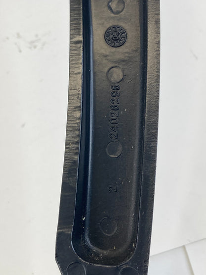 2005-2011 Cadillac STS Front Windshield Wiper Arm Pair Set 24026296 OEM