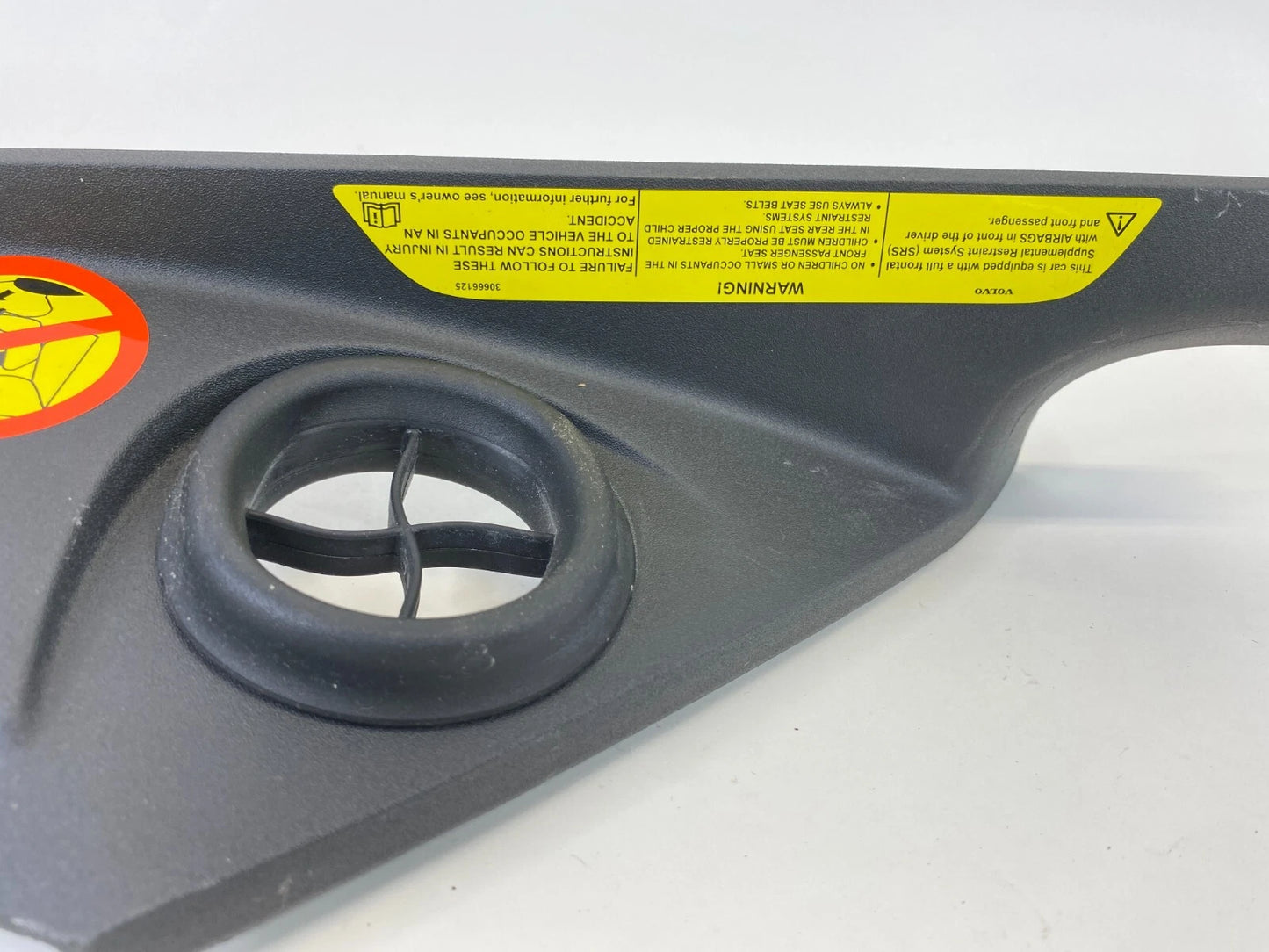 2004-2011 VOLVO S40 DASHBOARD SIDE END CAP PANEL PASSENGER OEM FACTORY 30672383