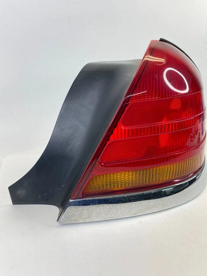 98-03 Ford Crown Victoria Rear Right Passenger Tail Light Taillight Taillamp OEM