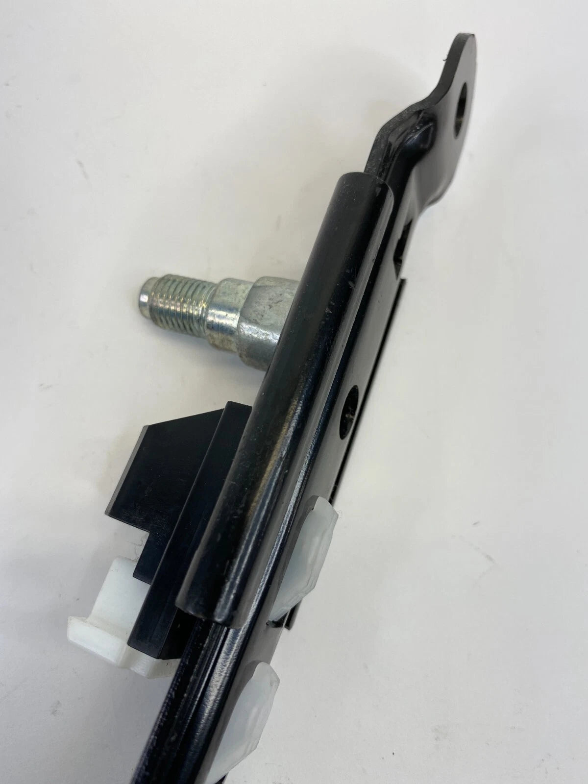 2007-2014 TOYOTA CAMRY 07-11 MATRIX FRONT SIDE SEAT BELT HEIGHT ADJUSTER OEM