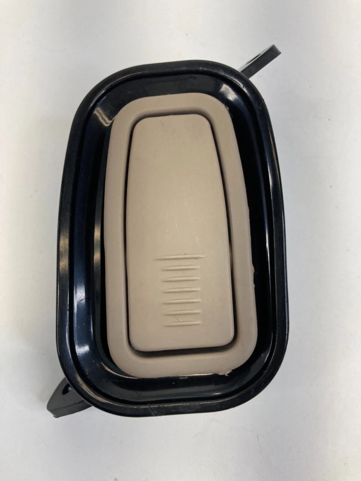 05 06 07 08 09 10 KIA SPORTAGE INTERIOR HOOK COVER ASSEMBLY 1F847-10060 OEM