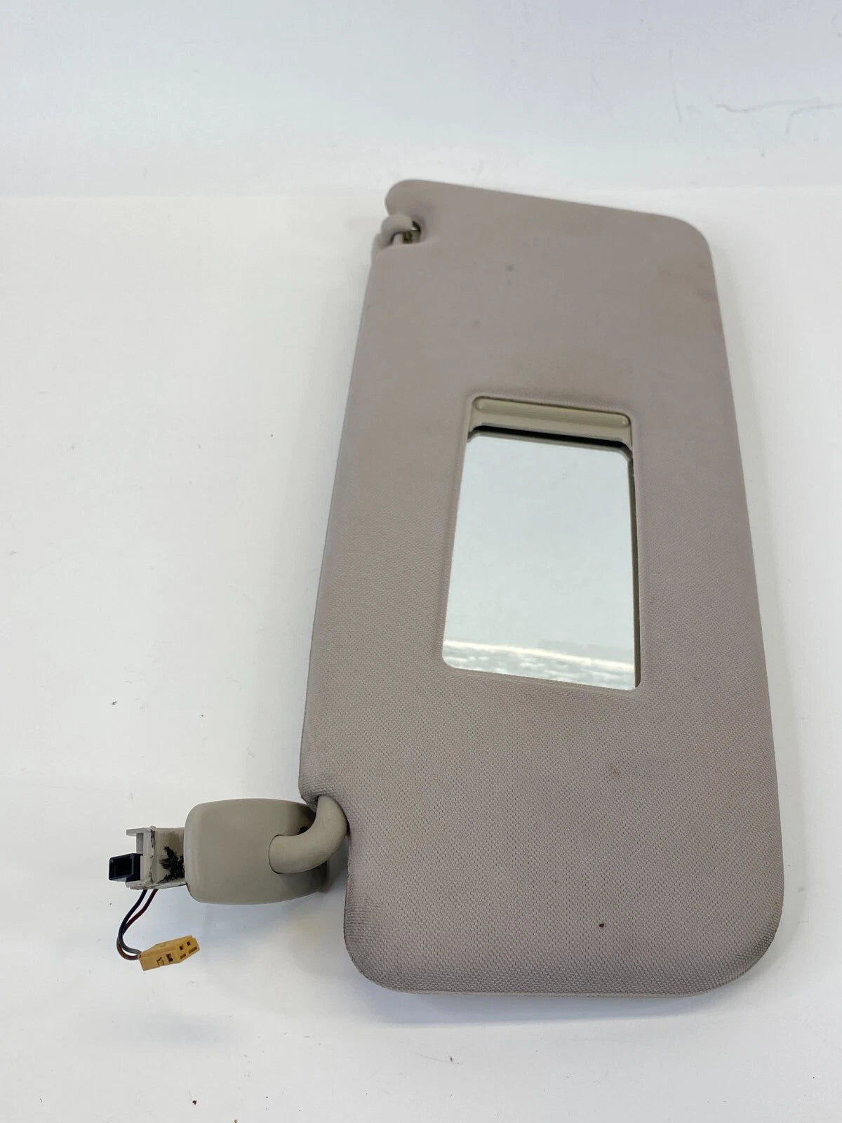98-04 AUDI A6 QUATTRO LEFT DRIVER SUNVISOR SUN VISOR W/ HOMELINK & MIRROR OEM