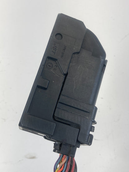 2012-2017 GMC Terrain 2.4L L4 AT FWD ABS Anti Lock Brake Pump Plug Connector