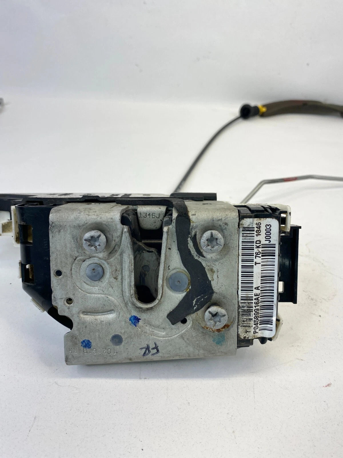 2011-2020 DODGE JOURNEY FRONT RIGHT DOOR LOCK LATCH RELEASE ACTUATOR 04589916AE