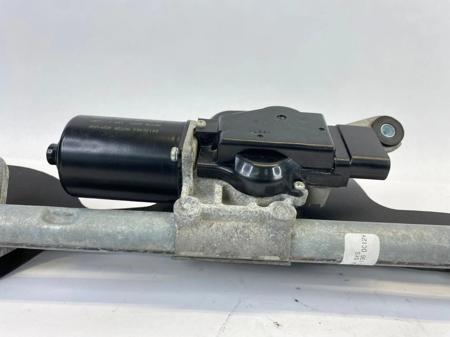 2010-2017 CHEVROLET EQUINOX WINDSHIELD WIPER MOTOR AT FRONT OEM FACTORY 84241847