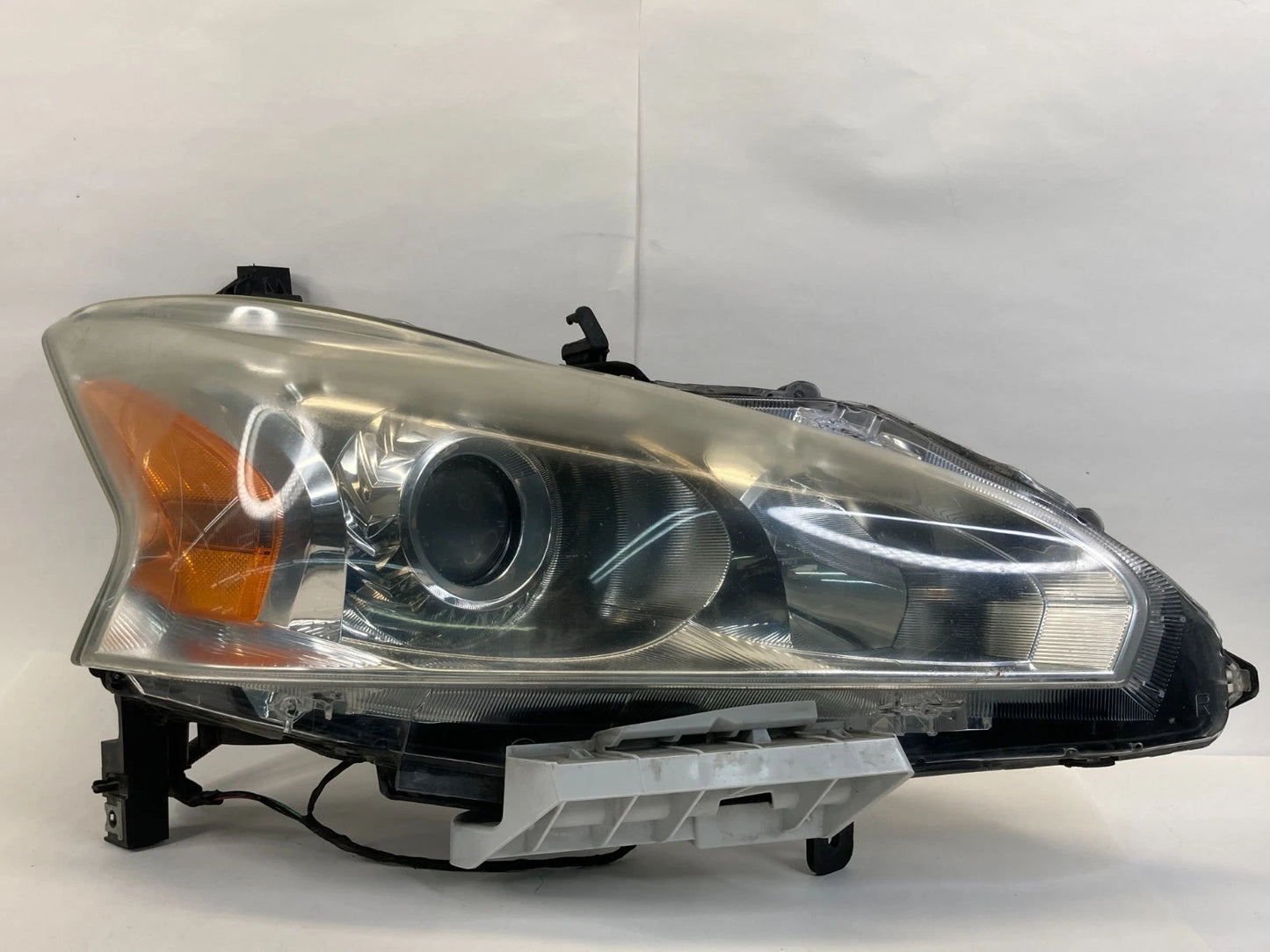 2010 11 12 13 NISSAN ALTIMA SEDAN RIGHT SIDE HALOGEN HEADLIGHT HEADLAMP OEM