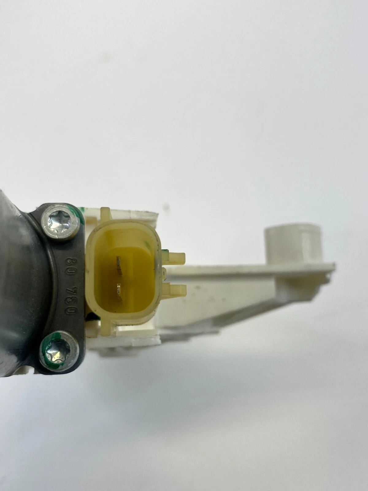 2009-2020 DODGE JOURNEY REAR RIGHT PASSENGER DOOR WINDOW MOTOR 0130822474 OEM