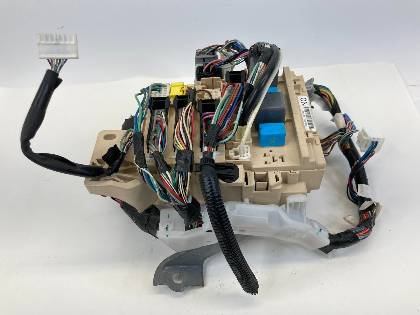 07-09 Toyota Camry Interior Cabin Fuse Box Relay Junction Block Panel 8214106J00