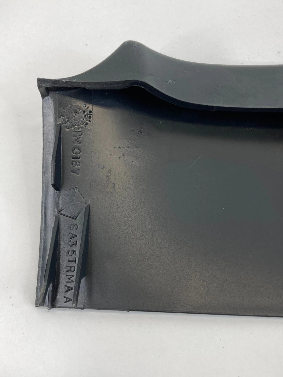 01-07 DODGE CARAVAN UPPER STEERING COLUMN COWL TRIM PANEL BOTTOM SA35TRMAA OEM