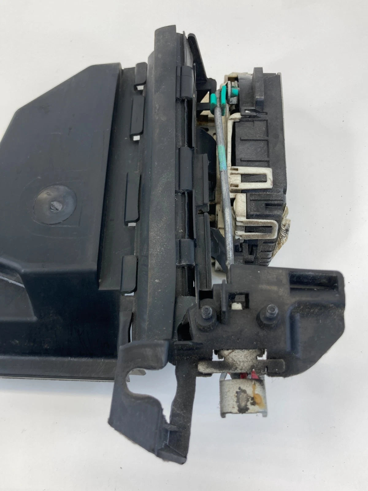 2008-2012 JEEP LIBERTY FRONT RIGHT DOOR LOCK LATCH RELEASE ACTUATOR 04589466AF