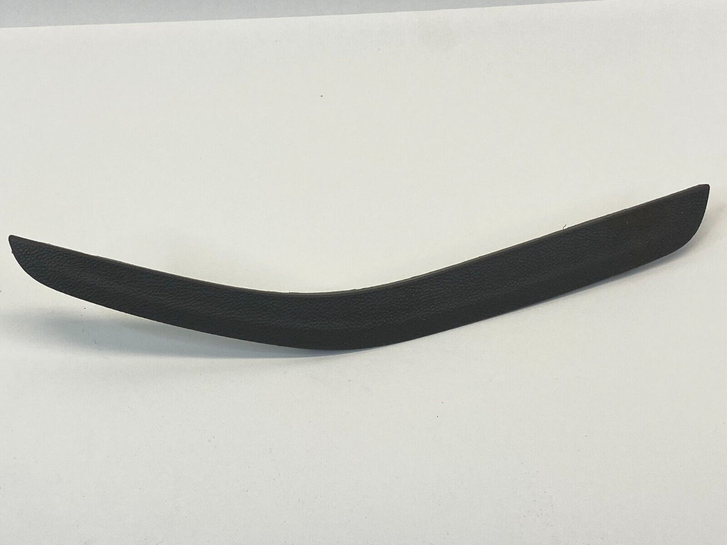 2013-2015 Chevrolet Malibu Sedan Rear Right Door Pull Handle Cover Bezel Trim