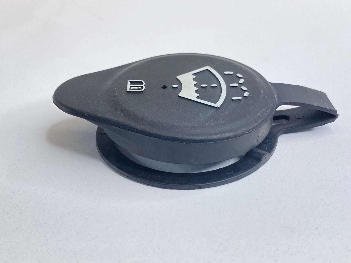 2000-2013 CHEVROLET IMPALA 14-16 IMPALA LIMITED WIPER WASHER FLUID RESERVOIR CAP