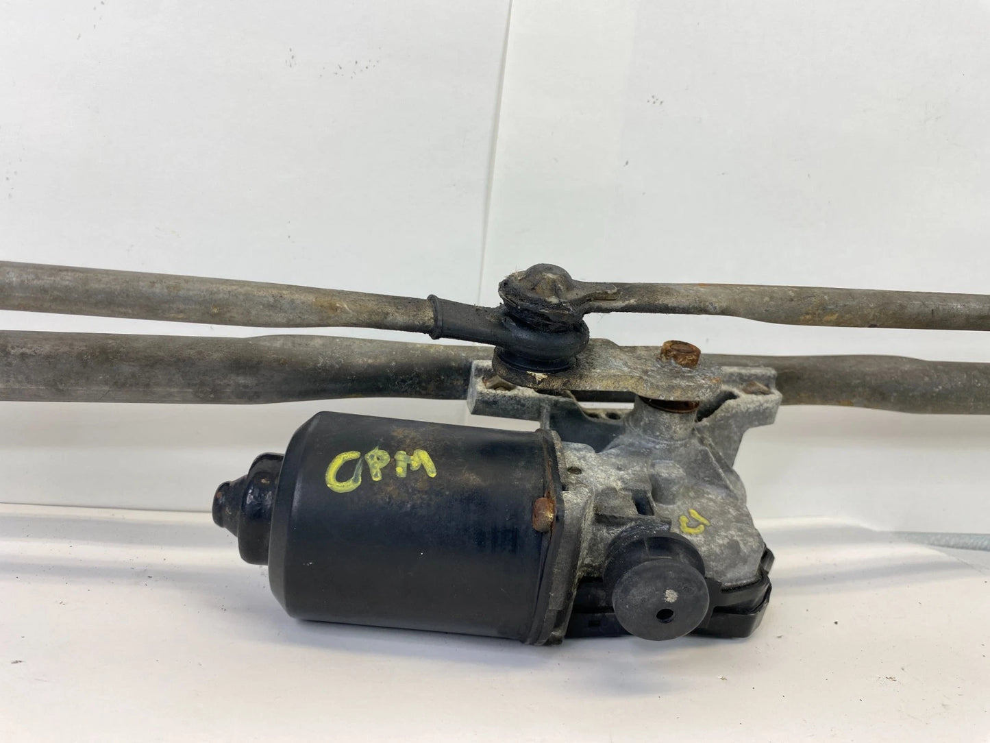 2005-2010 CHRYSLER 300 WINDSHIELD WIPER MOTOR W/ LINKAGE ASSEMBLY OEM 04805711AA