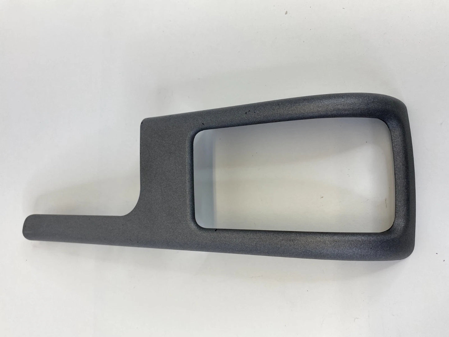 2003-2006 RANGE ROVER FRONT LEFT SIDE INTERIOR DOOR HANDLE COVER TRIM BEZEL OEM