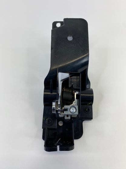 2011-2016 Chrysler Town & Country Front Left Interior Door Handle 68066553AA