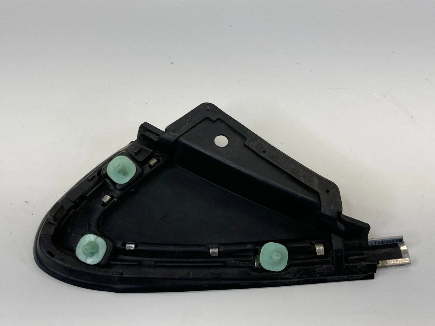 2008-2012 BUICK ENCLAVE FRONT LEFT SIDE EXTERIOR PILLAR CORNER COVER MOLDING OEM