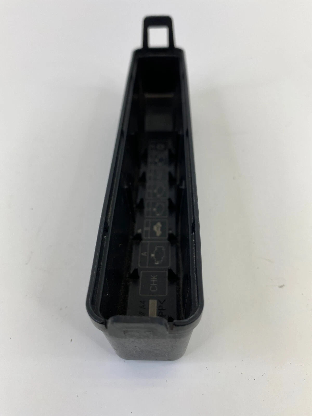 04-12 MITSUBISHI GALANT 2.4L ENGINE FUSE RELAY BOX COMPARTMENT CAP MR502417 OEM