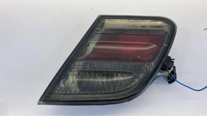 1998 1999 MERCEDES-BENZ E430 REAR RIGHT INNER TAIL LIGHT TAILLIGHT AFTERMARKET