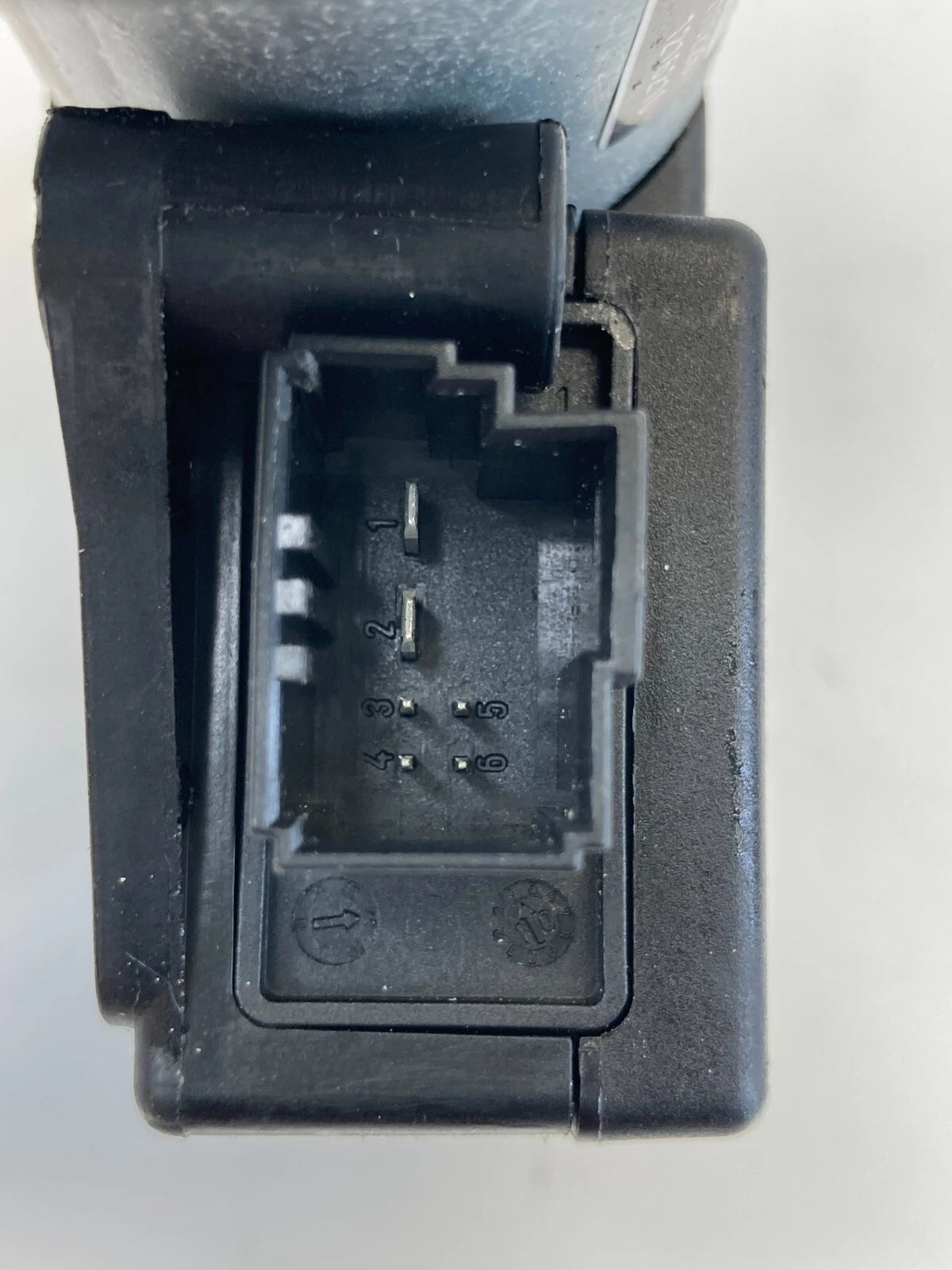 2011-2013 BMW X3 2014-2018 BMW X5 POWER SUNROOF SUN ROOF MOTOR ASSY 67617213044