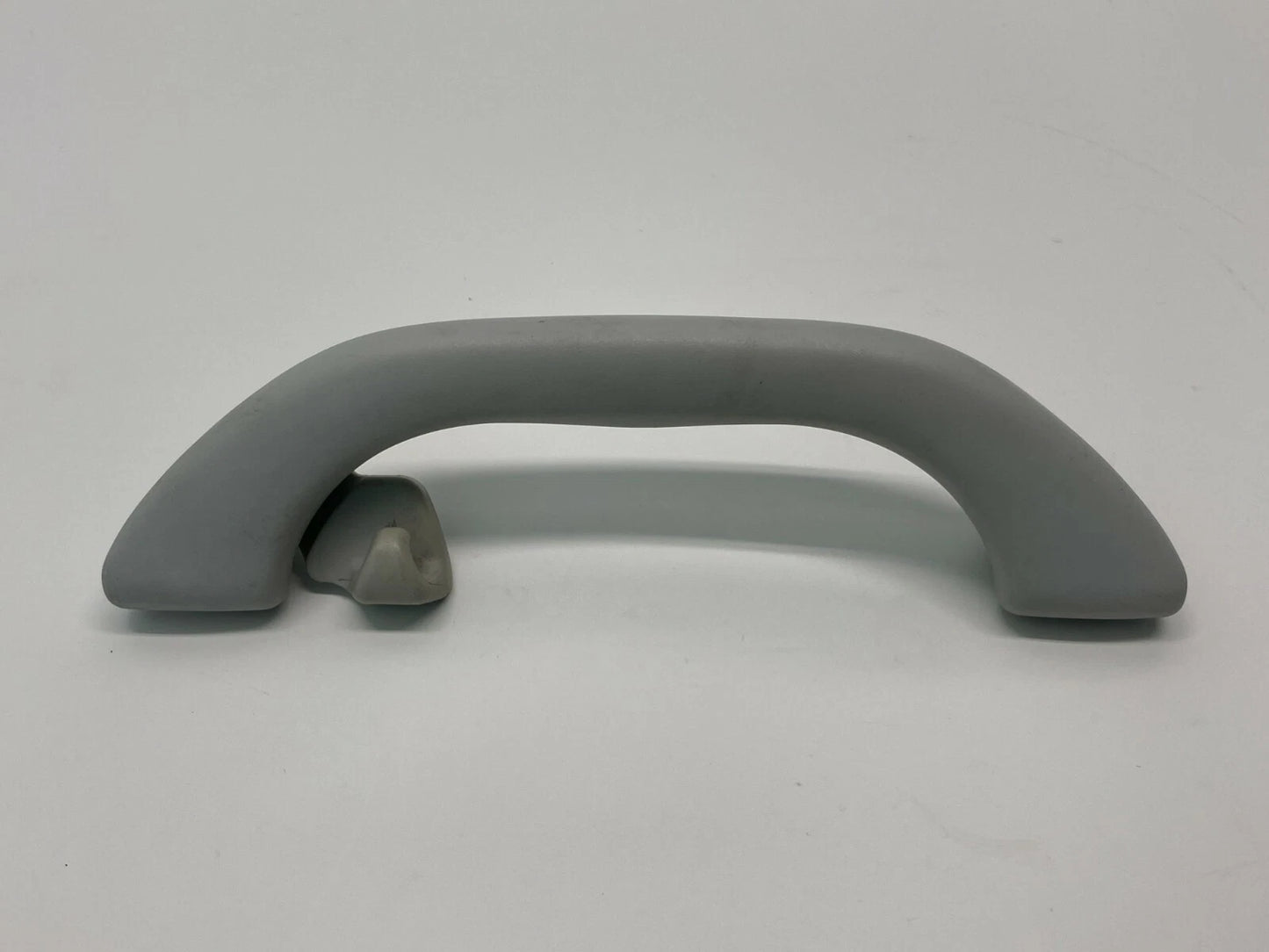 98-05 VOLKSWAGEN PASSAT RR RH PASSENGER ROOF GRAB HANDLE ASSIST 3B0857608 OEM