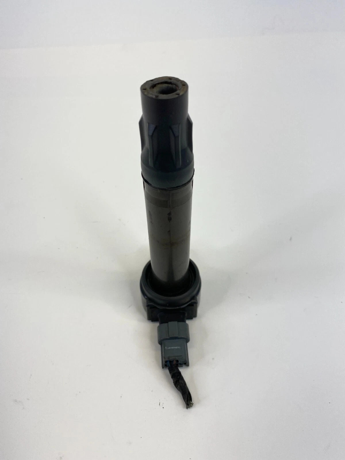 2007-2012 DODGE CALIBER 2.0L L4 ENGINE IGNITION IGNITER COIL 04606824AB OEM