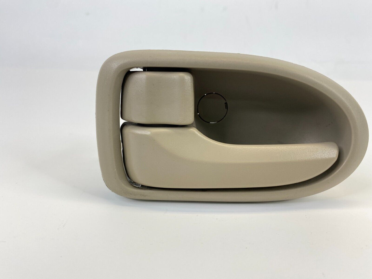 00 01 02 03 04 05 06 Mazda MPV Front Left Driver Side Interior Inner Door Handle