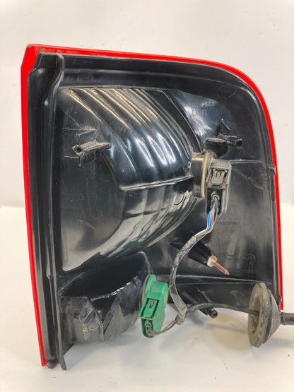 02 03 04 05 Ford Explorer Rear Left RR LH Side Tail Light Taillight Lamp OEM