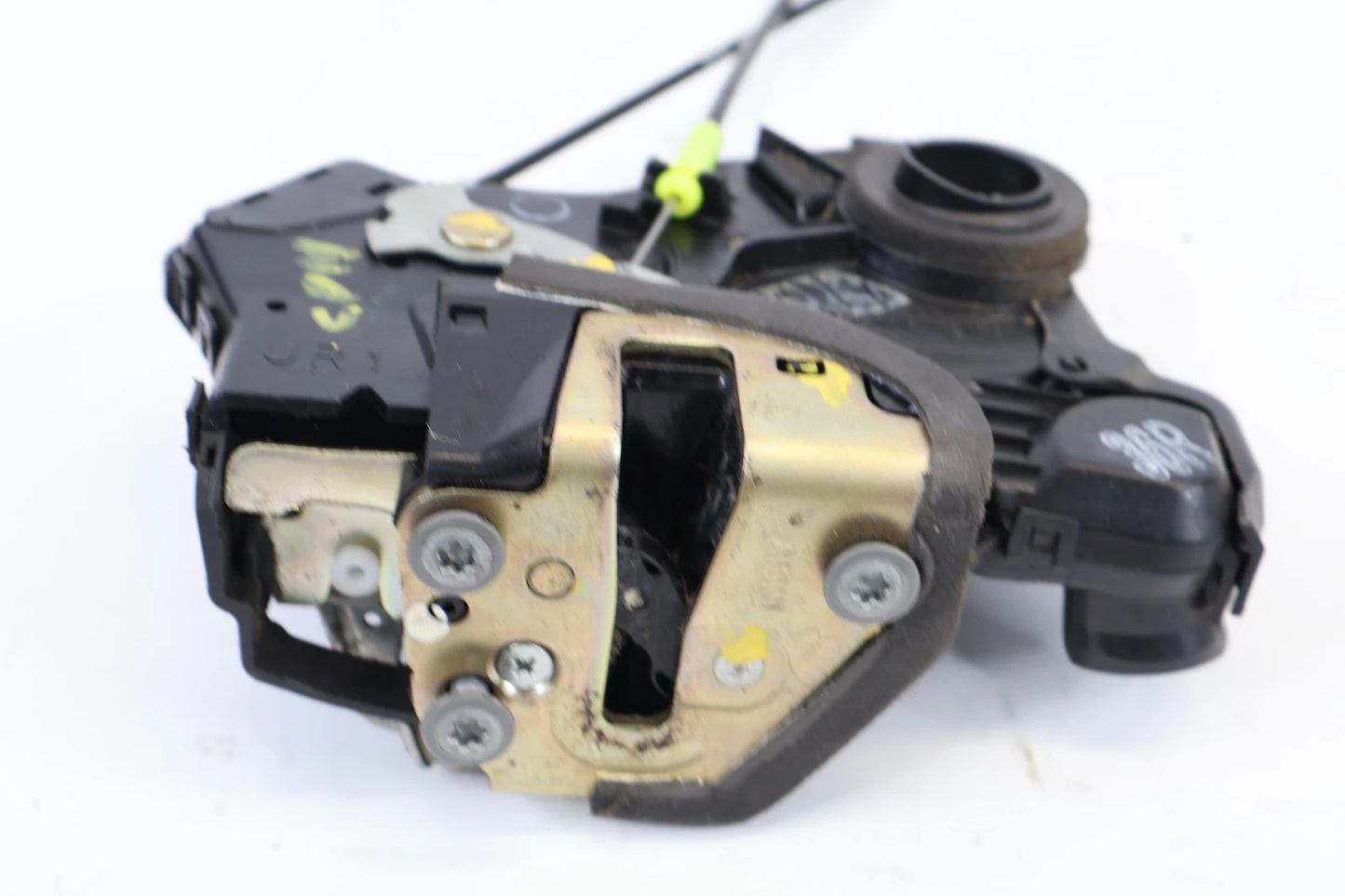 2002-2008 TOYOTA COROLLA 06-10 SIENNA FRONT RIGHT PASSENGER DOOR LOCK LATCH
