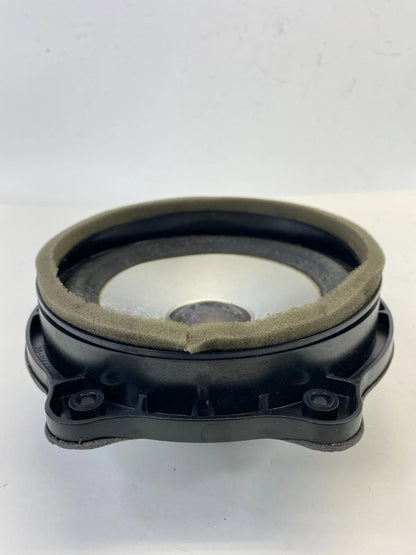 2005-2009 RANGE ROVER REAR LEFT OR RIGHT DOOR AUDIO SPEAKER XQM500100 OEM
