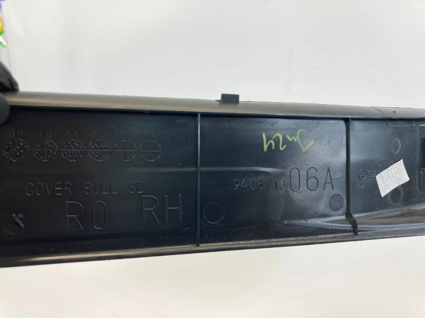 2010-2014 SUBARU LEGACY REAR RIGHT SIDE DOOR PILLAR SCUFF PLATE COVER 94061AJ06A