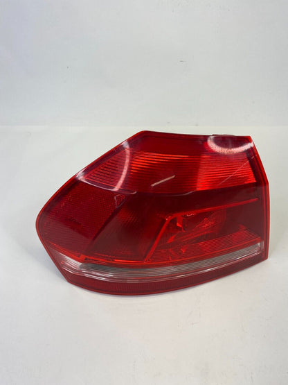 12-15 VW Passat Sedan Left Driver Tail Light Taillight Lamp Outer 561-945-095-C