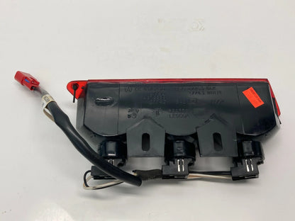 1999 2000 PLYMOUTH CHRYSLER GRAND VOYAGER REAR THIRD BRAKE LIGHT LAMP 4576250