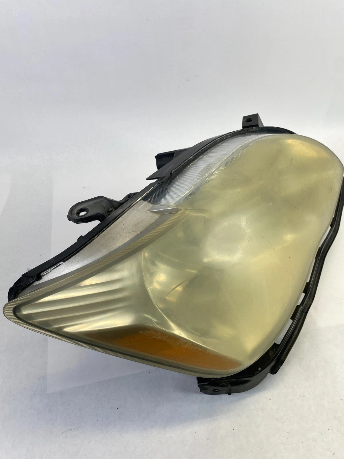 2005-2007 TOYOTA AVALON FRONT RIGHT PASSENGER HEADLIGHT HEADLAMP HALOGEN OEM