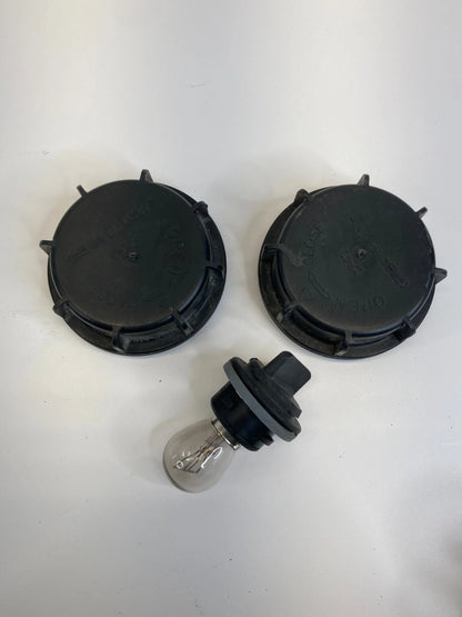 2007-2009 HYUNDAI SANTA FE RIGHT HEADLIGHT HEADLAMP BULB DUST ACCESS COVER PAIR