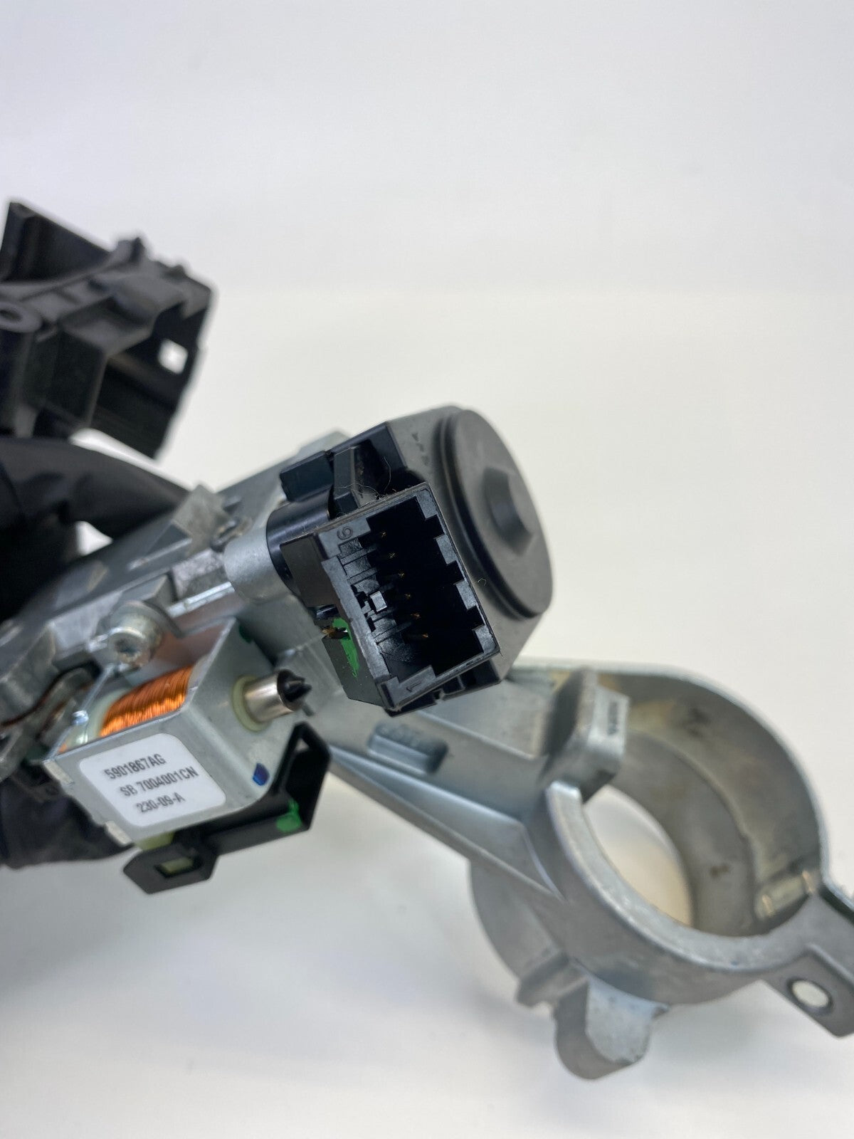 10 11 12 13 14 GMC Terrain Ignition Switch Lock Cylinder W/ Key 25799293 OEM