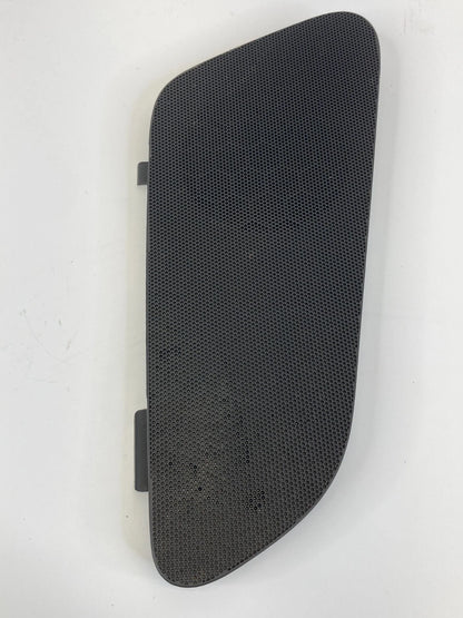 09-17 CHEVY TRAVERSE REAR LEFT QUARTER PANEL SPEAKER TRIM GRILL COVER 25865667