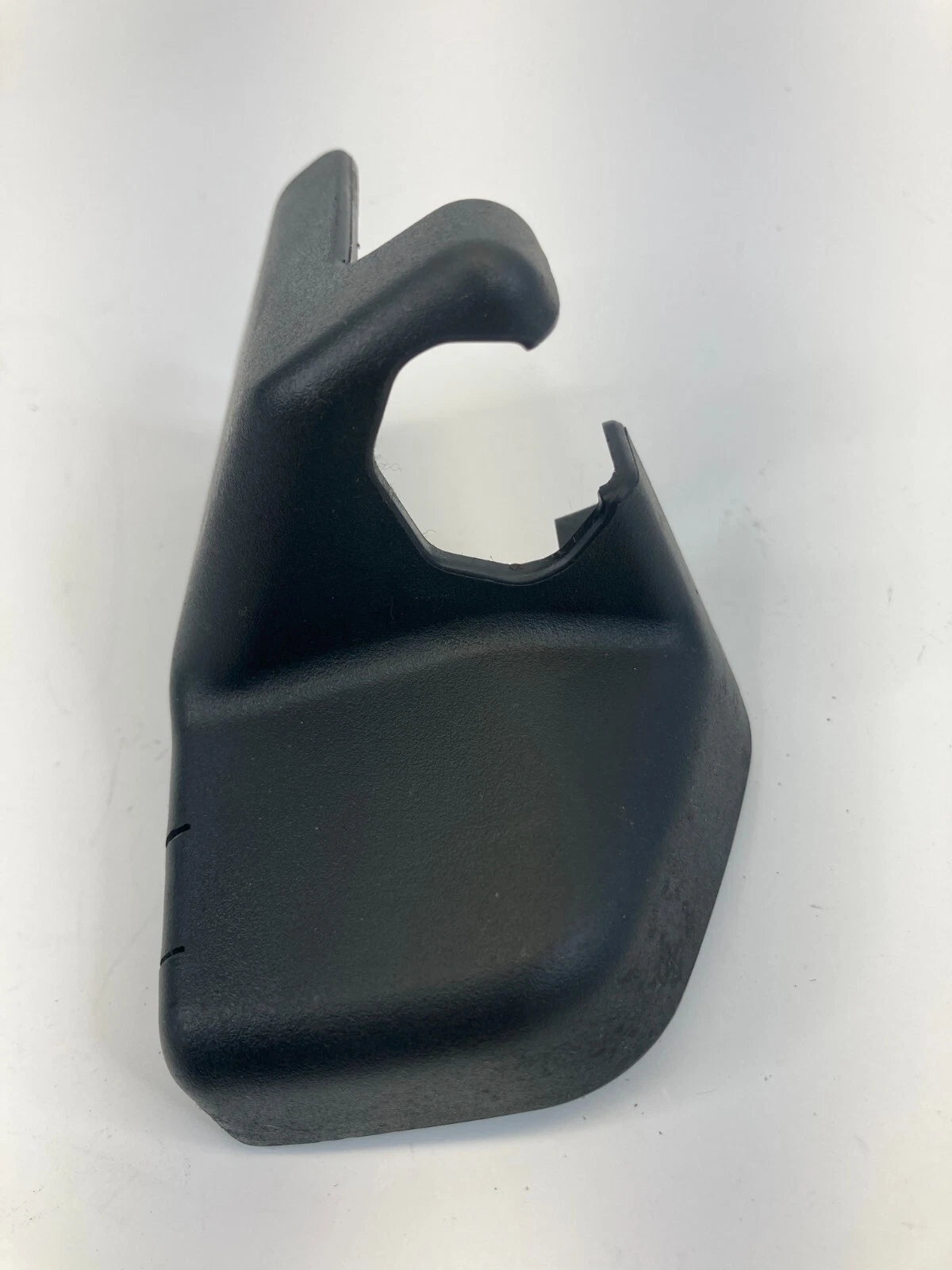 2003-2008 TOYOTA COROLLA FRONT LEFT SEAT TRACK END COVER TRIM 72158-02060-B OEM