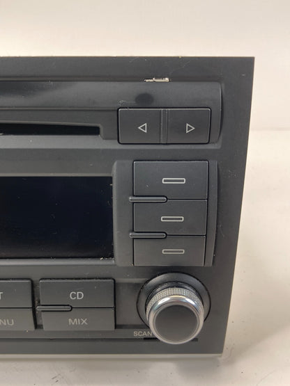 2004-2008 Audi A4/A4 Quattro AM/FM Radio Receiver CD Player 8E0-057-195-AF OEM