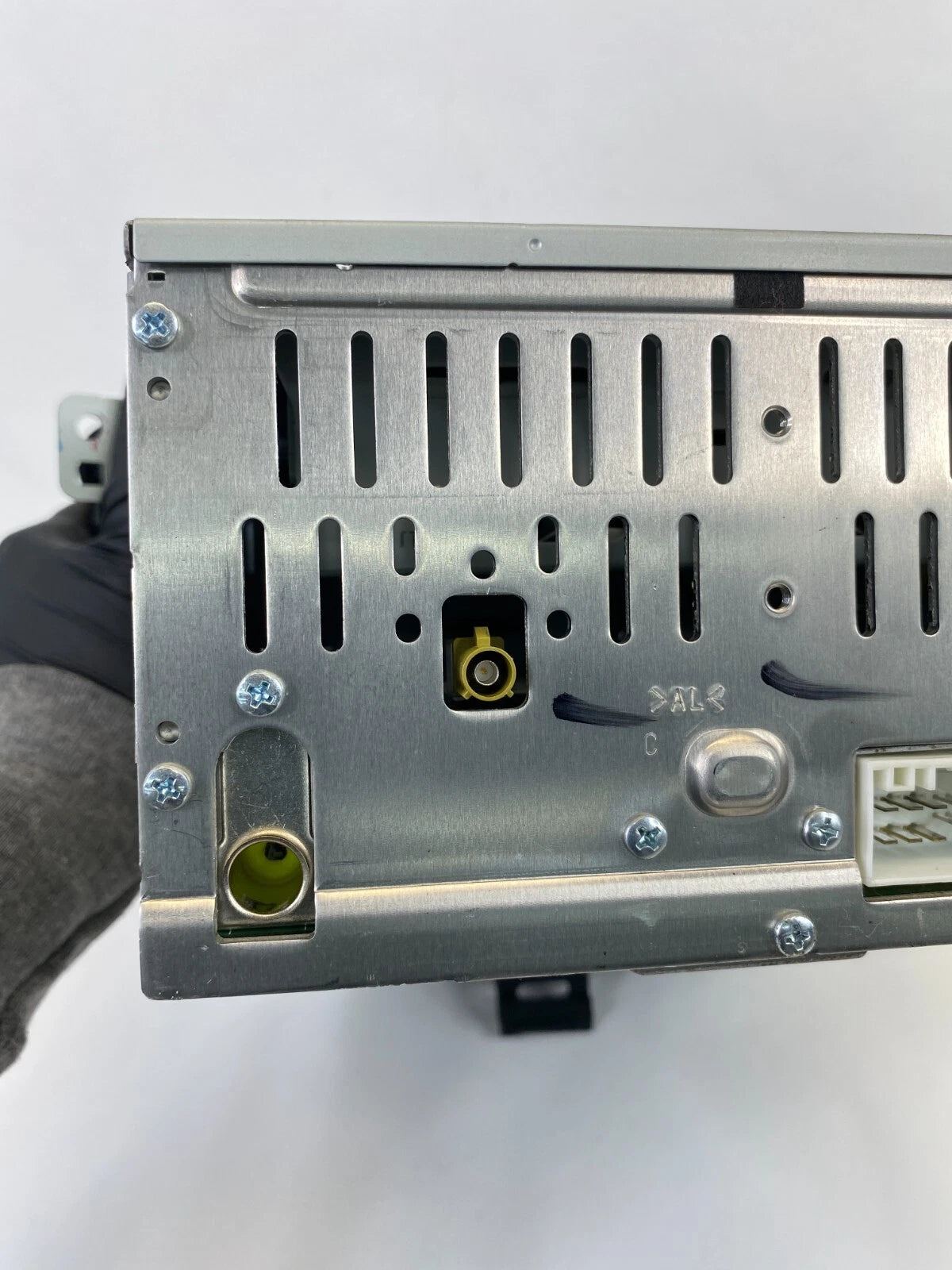 2014-2016 Hyundai Elantra AM/FM Radio CD MP3 Player Receiver 96170-3X156GU OEM