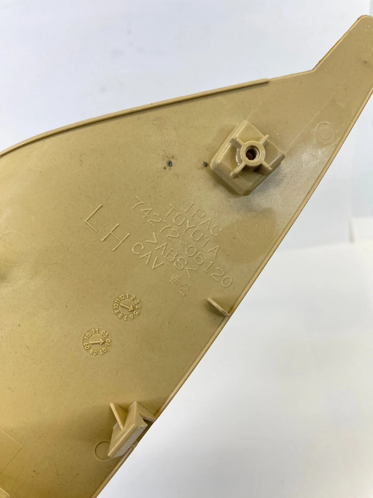 2007-2011 TOYOTA CAMRY REAR LEFT DOOR WINDOW CONTROL SWITCH W/ BEZEL 74272-06120