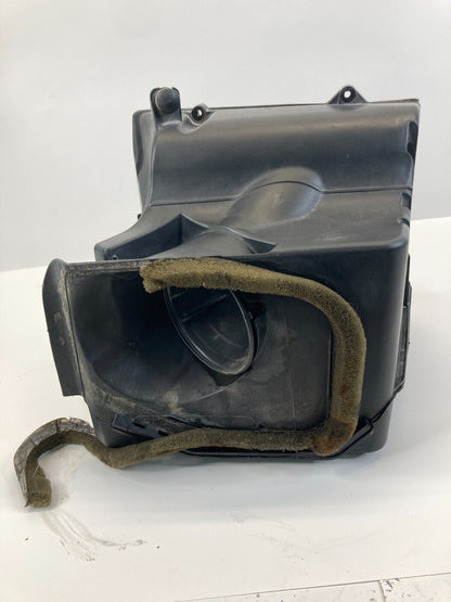 2005 05 Buick Century 3.1L V6 AT Air Intake Cleaner Box Housing Cover 382643 OEM