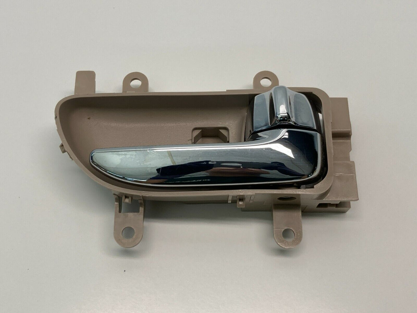 2006 2007 Nissan Murano Front Right Passenger Side Inner Door Handle Cafe Latte