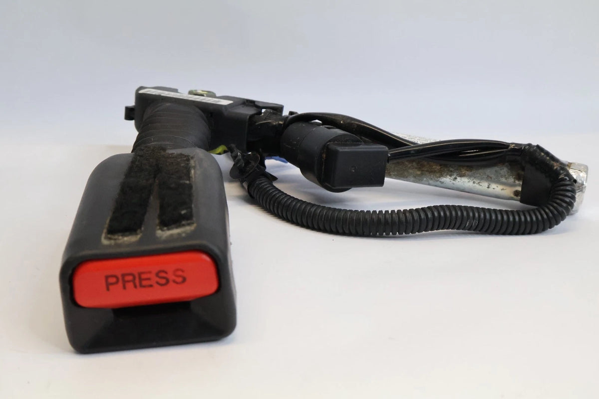 2007-2012 ACURA RDX FRONT RIGHT PASSENGER SIDE SEAT BELT BUCKLE END PRETENSIONER