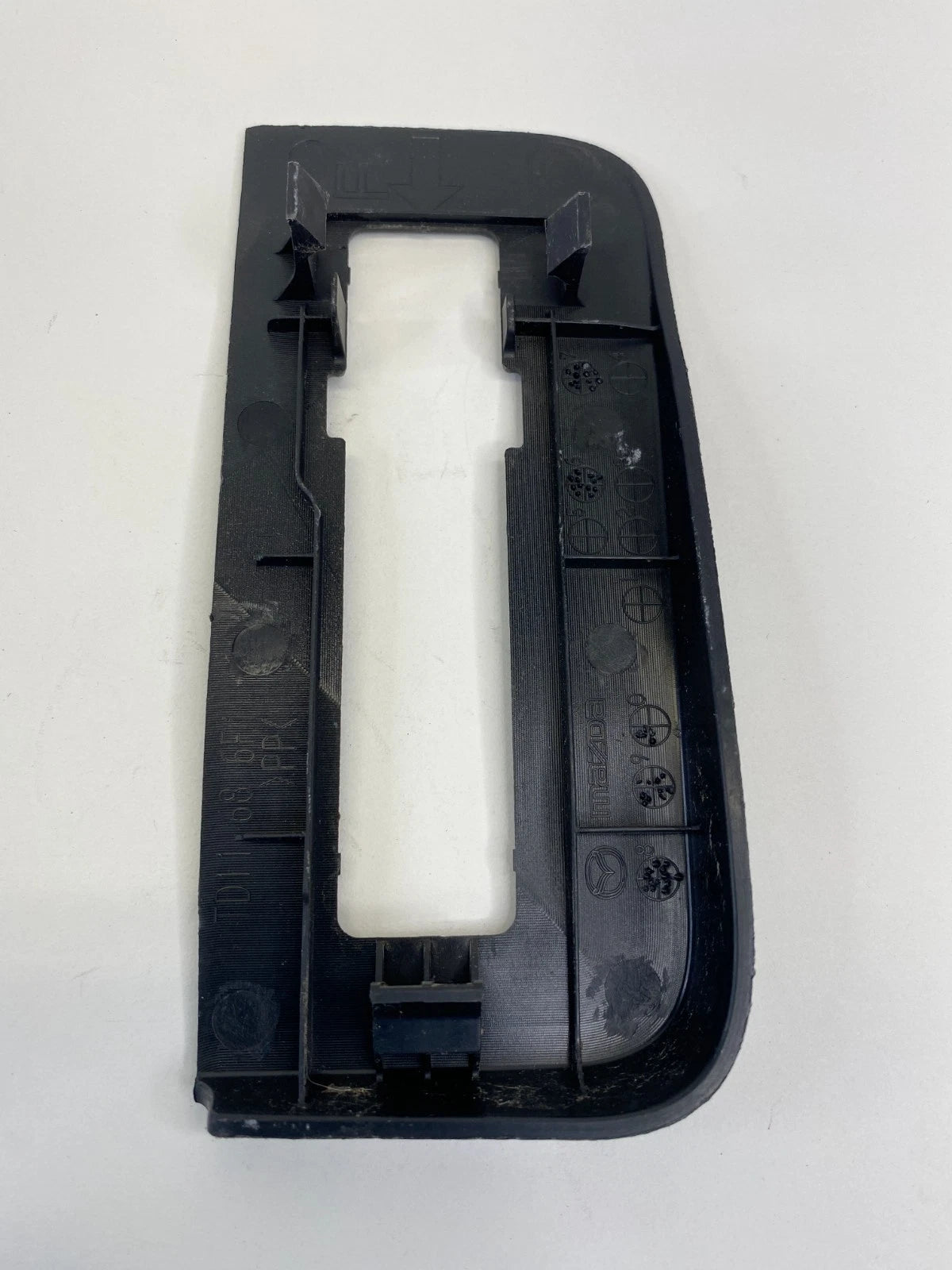 07-15 MAZDA CX-9 FUEL DOOR RELEASE LEVER HANDLE COVER TRIM BEZEL TD11686F1 OEM