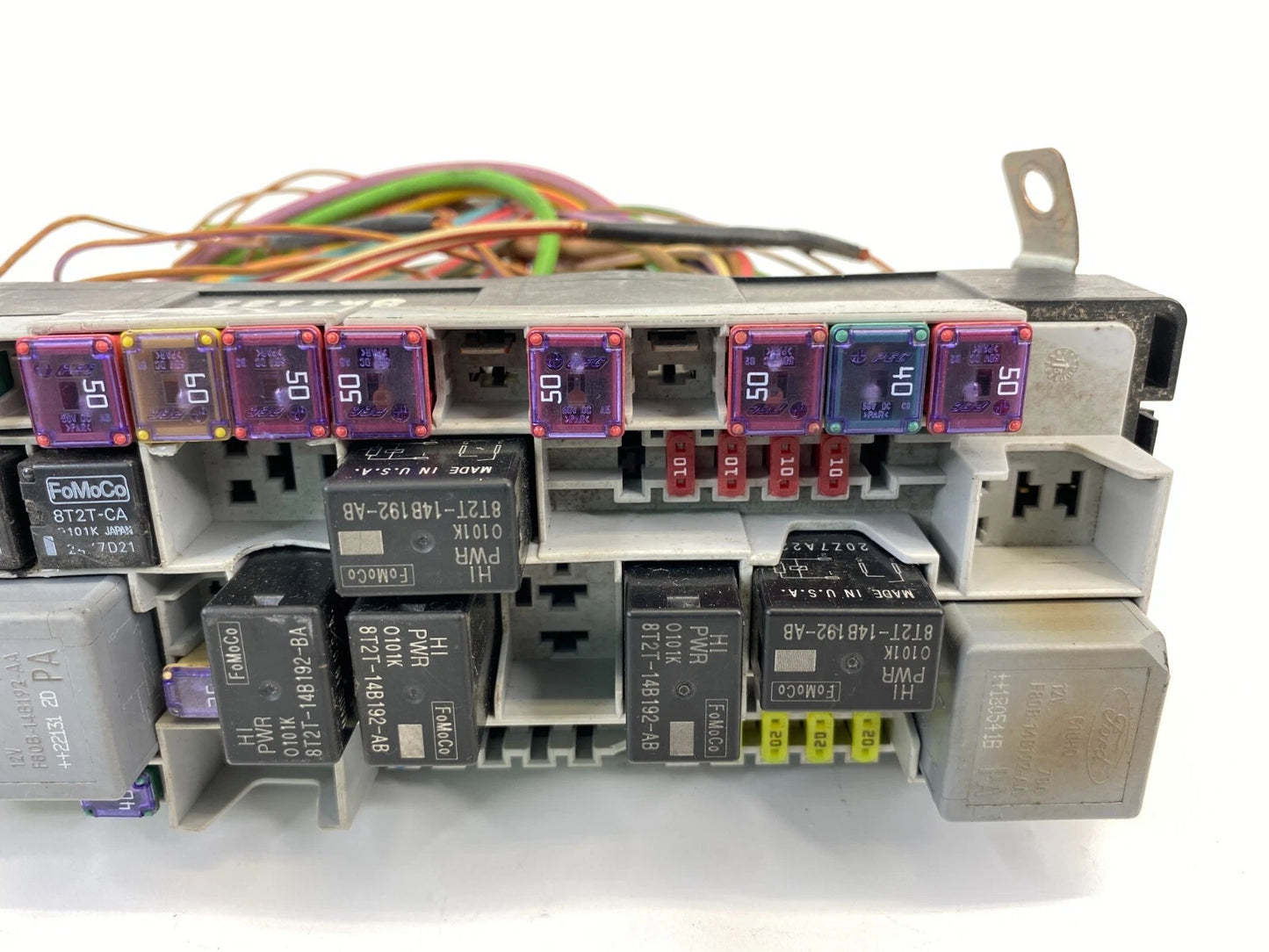 2018 2019 FORD EXPLORER INTERCEPTOR 3.5L ENGINE FUSE RELAY BOX BLOCK MODULE OEM