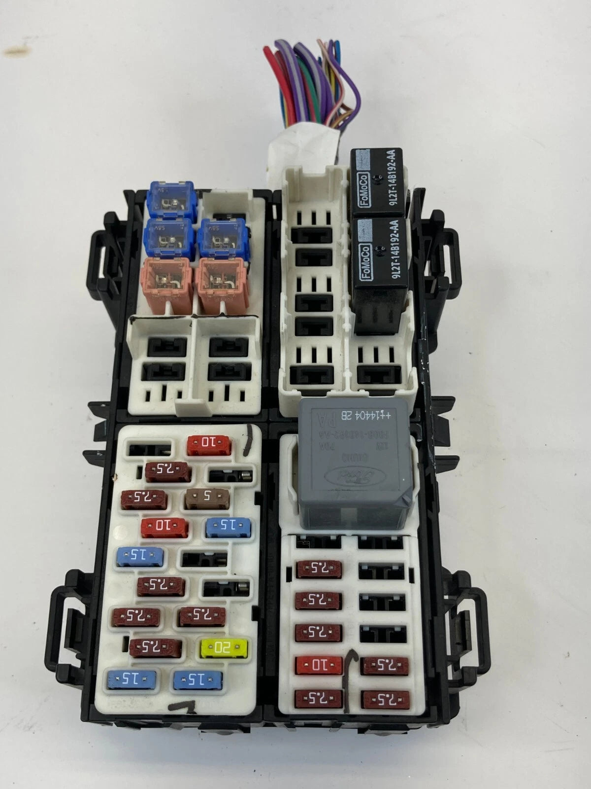 2014-2019 FORD FIESTA 1.6L AT DASH INTERIOR CABIN FUSE BOX RELAY F2BT-14A005-BKB
