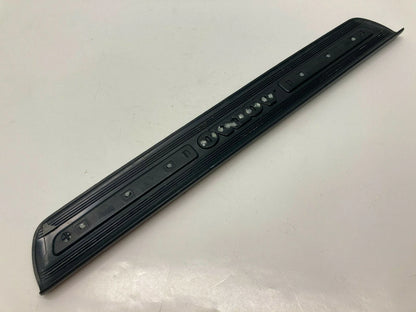 2004-2011 VOLVO S40 FRONT RIGHT DOOR SILL STEP SCUFF PLATE MOLDING 30744287 OEM